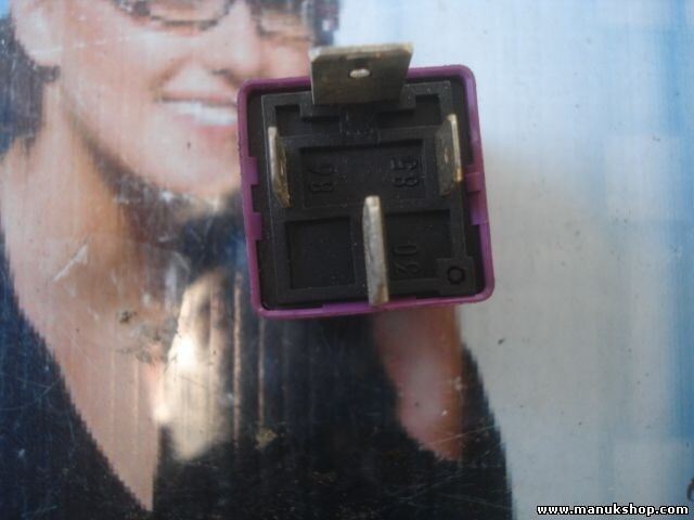 Relé de la bomba de combustible Opel Omega B Vectra Zafira 1.8 V23134B55X342