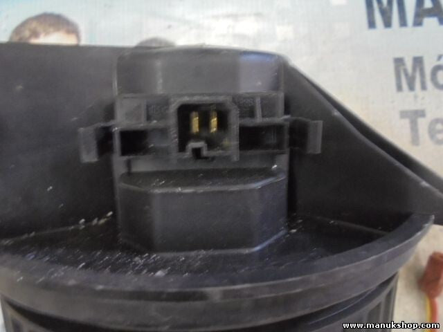 Ventilador de Calefacción  Peugeot 205 VALEO F828370U C19828323H 53666532M