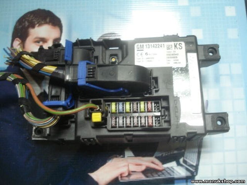 Caja de fusibles Opel Corsa D Index 03 DELPHI GM 13142241 13142241KS G1-AM433RX