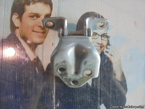 Bisagra de la puerta delantera derecha arriba Mitsubishi Montero 2