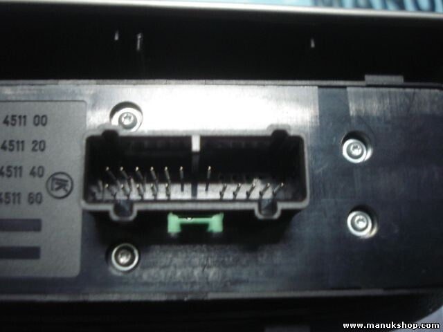 mando botonera elevalunas  Volvo V50 S40 30739845 30739846 30739847 03451100