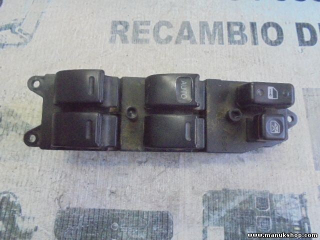 mando botonera elevalunas Toyota Yaris Verso 8482052040 84820-52040
