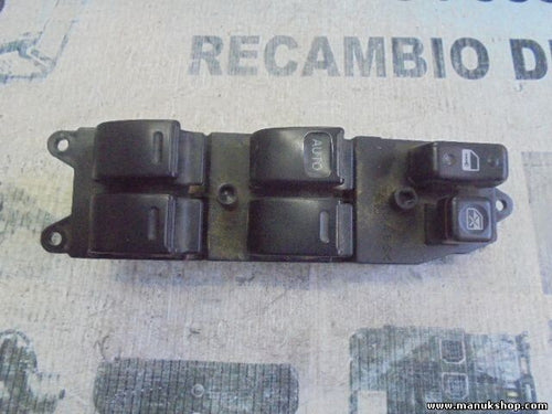 mando botonera elevalunas Toyota Yaris Verso 8482052040 84820-52040
