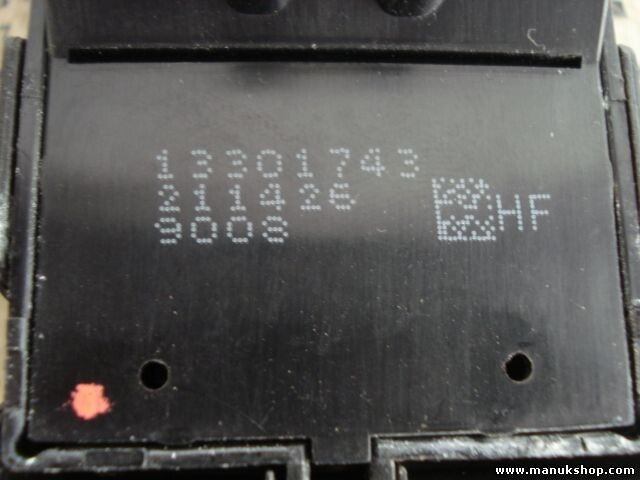 mando botonera elevalunas Opel Insignia 2.0 HF 13301743 211426 9008