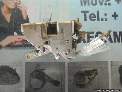 Serratura porta posteriore destra SsangYong Musso Korando (K4) Family 2.5 1997