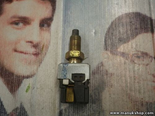 Interruptor del embrague Opel Frontera B001