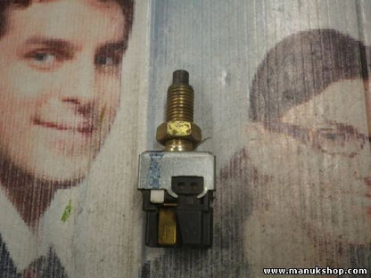 Interruptor del embrague Opel Frontera B001