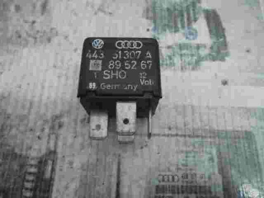 Relé   Audi 80 90 100 443951307A 443 951307 A SHO 895267 89 52 67