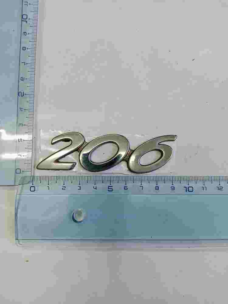 Emblema  Peugeot 206 8cm.