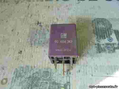 Relè Opel Frontera GM 90464742 90 464 742 BOSCH 0281003011 0 281 003 011