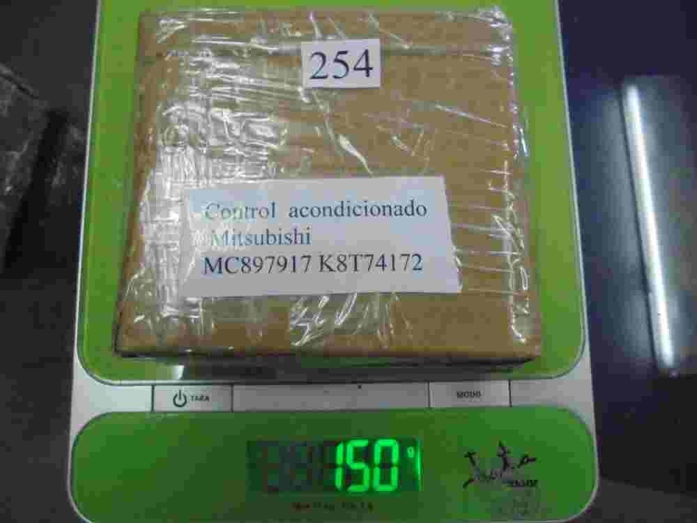 Control electrónico del aire acondicionado Mitsubishi Canter MC897917 K8T74172