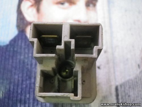 Recocido controlador Glow relé enchufe Nissan MR8B1571 MR8B1-571 2523018G00