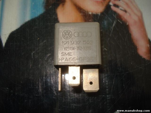 Relè riscaldamento aggiuntivo VW Audi 191937503 SIEMENS V23134J52X228 n. 18