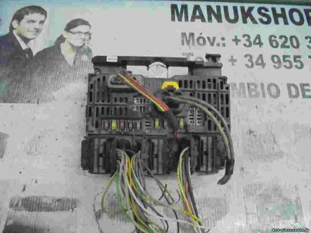 Caja de fusibles Peugeot 407/ BSM-L01-00 9661682580 SIEMENS S118983001P
