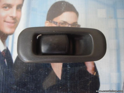 mando botonera elevalunas Mitsubishi Colt MB793911