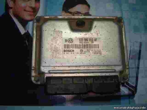 Centralina VW VOLKSWAGEN BORA GOLF 4 IV 038906012AP 28SA4231 BOSCH 02810126