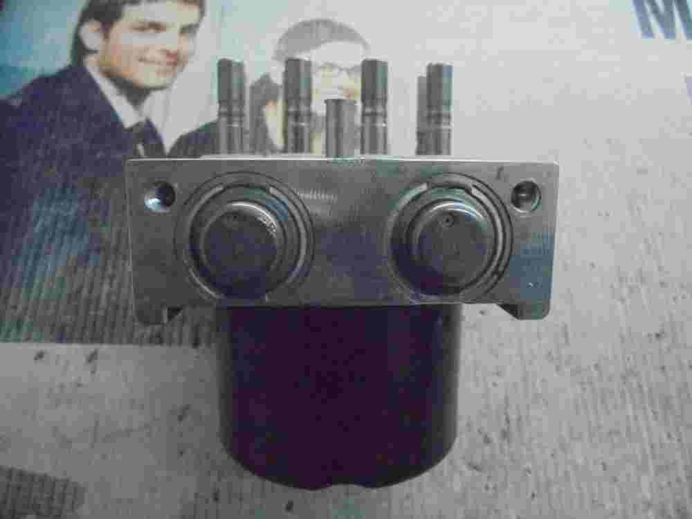 Unidad hidráulica del ABS Suzuki Ignis 5611086G10 BE 4WD 10210200714 06210901473