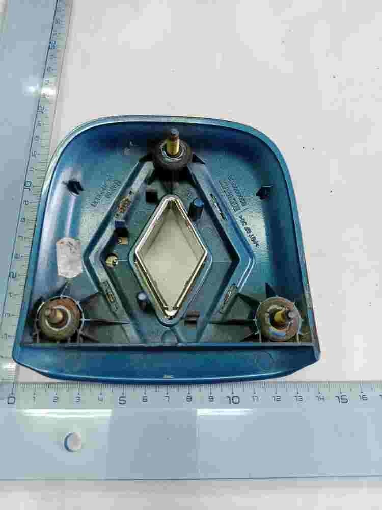 Emblema Renault Clio II 8200060918 82 00 060 918 Valeo 242099000 13,5 cm.