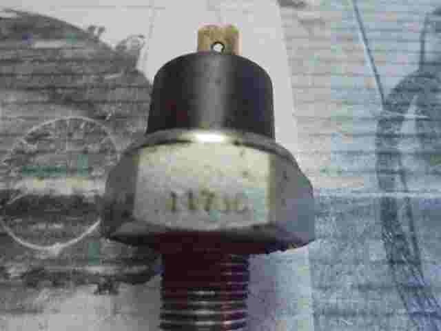 Sensor presión de aceite Mitsubishi FORD RANGER TOYOTA 2 11730
