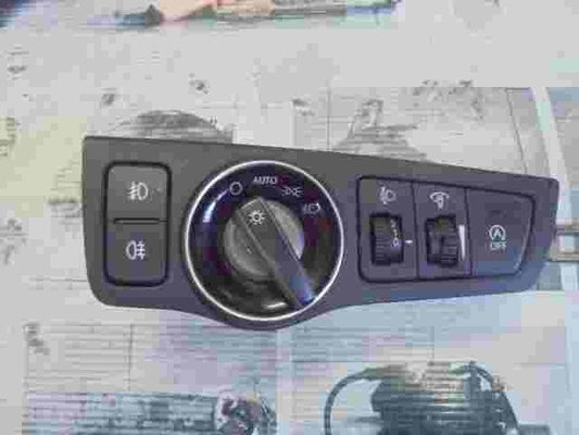 Conmutador de luces Hyundai I40 G05 933003Z200VGR 933003Z200 3D9100100A
