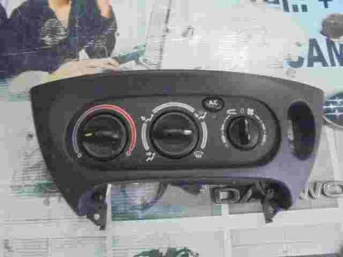 Controllo riscaldamento Renault Megane 663391J 663391 J 102043 B64R.