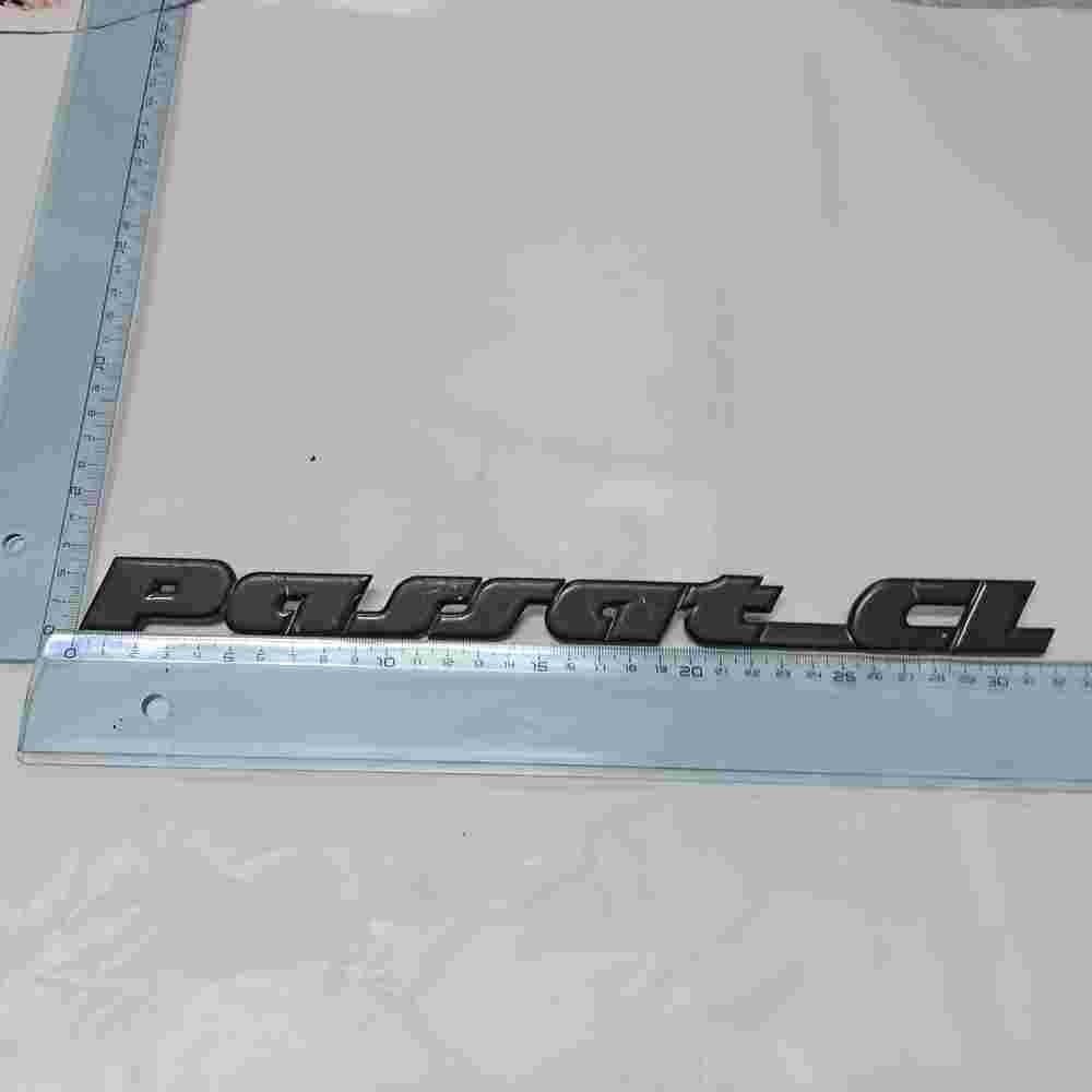 Emblema VW Volkswagen Passat CL B3 357853687A 357 853 687 A 32cm.
