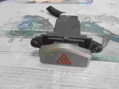 Interruptor de emergencia Kia Carens I / II (FJ)  612W17020