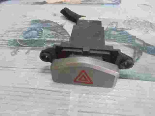 Interruptor de emergencia Kia Carens I / II (FJ)  612W17020