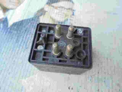 Relé multipropósito Mercedes-Benz 0015424919 BOSCH 0265003001
