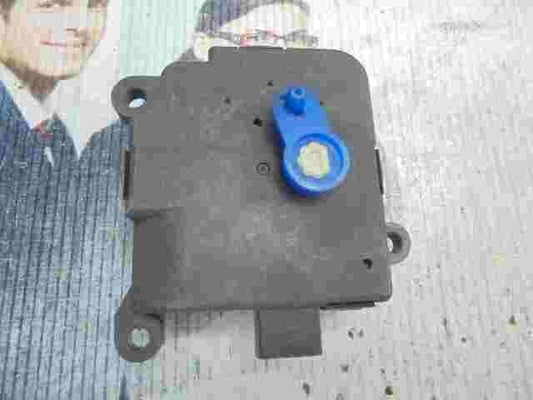 Calefacción actuador Citroen Berlingo Peugeot Partner 030553W VALEO 12VTGK 12V