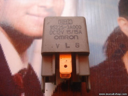 Relé Hyundai Trajet OMRON HMC 95225-3A000 952253A000 DC12V 15 /15A
