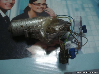 Motor alerón trasero Porsche 911 996 Boxster 99662415100 BOSCH 0390201655