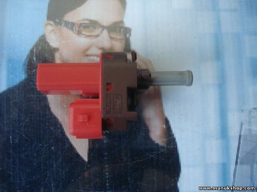 Cambie el conmutador de pedal de embrague Ford Mondeo 95BB-7C534-AC 95BB7C534AC