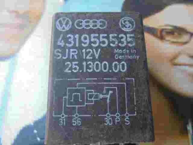 Relé VW Volkswagen Audi 431955535 SJR 12V 25130000 25.1300.00