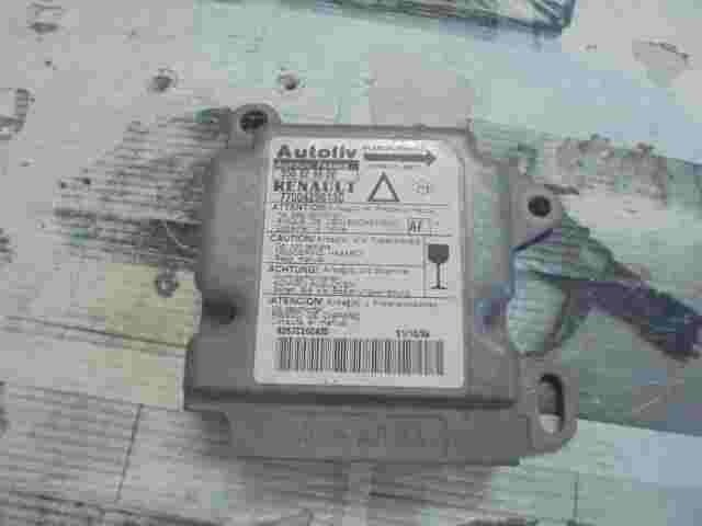 Sensor de impacto de airbag Renault Laguna (AF)  7700429613C 550629600