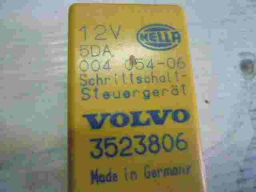 Volvo 740 940 3523806 Hella 5DA00405406 5DA 004 054-06 relè