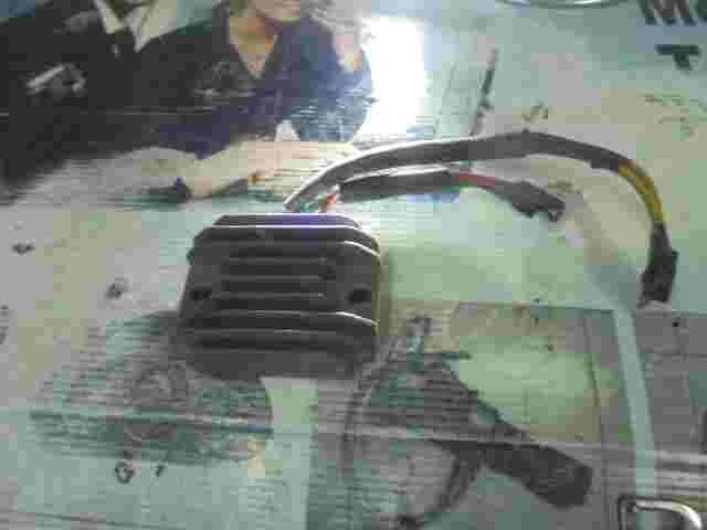 Regulador rectificador de voltaje SGR Piaggio Liberty 50 4T T125LK19 T125-LK19