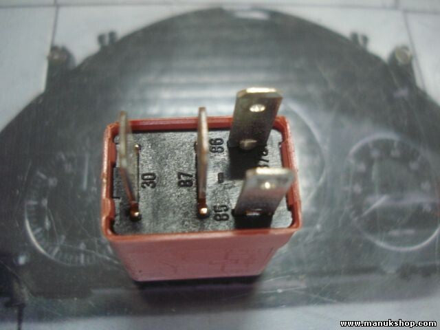 Relé Iveco Daily Fiat Grande Punto 12V 46520422 30A46520422 70250 702.50 A727