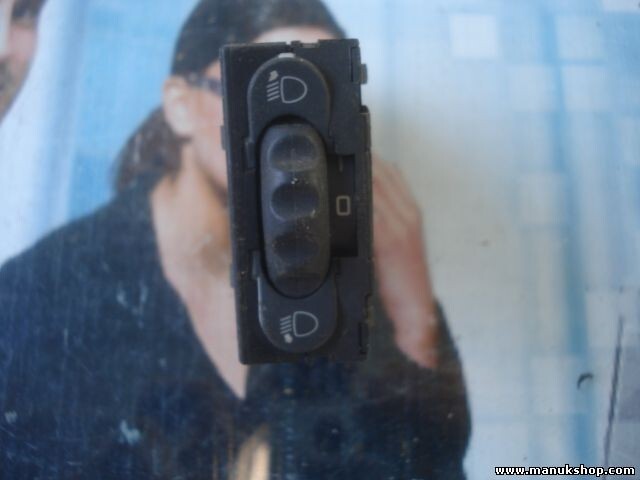 Interruptor de nivelación de faros Renault Clio II 8200060042 8 200 060 042 6281