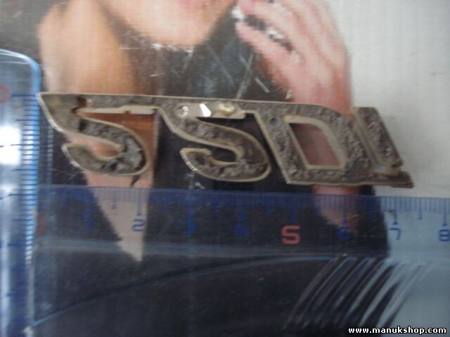 Emblema Nissan Almera 2.2 DI 22DI