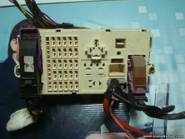 Caja de fusibles Fiat Doblo Fiat Stilo 51758251 0051758251 192N C2 0441 010906