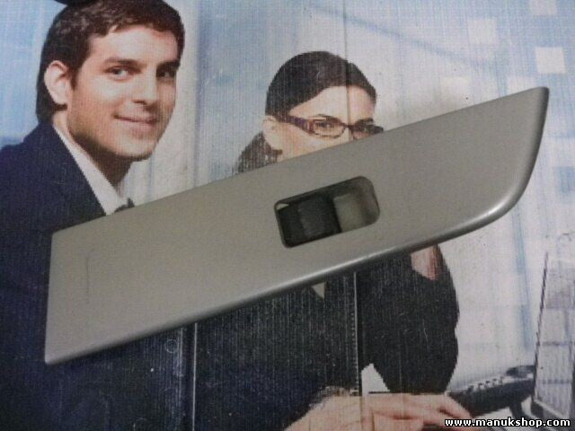 mando botonera elevalunas Mazda BT-50 UR656638YA C8HD9965SIOMT 04X7TH7