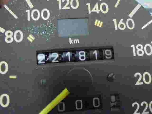 Tachimetro Mercedes-Benz W124 1245423166 124 542 31 66 VDO Km 221819
