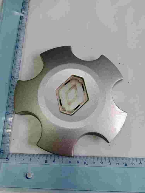 Cubierta Llantas Renault Laguna 8200027372 PLE 8200 027 372 8200029056 15cm.