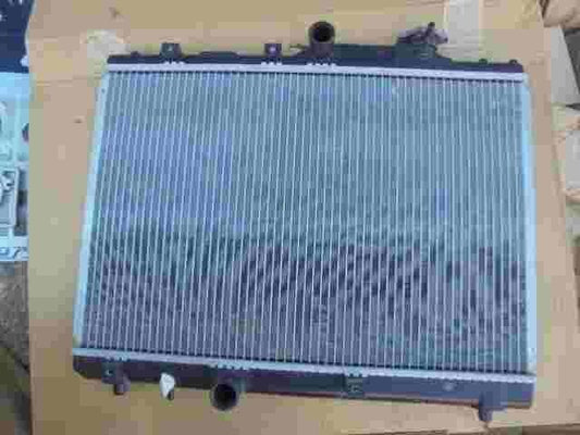 Radiador de agua Toyota Corolla Levin Sprinter 4221715461 422171-5461 1640016660