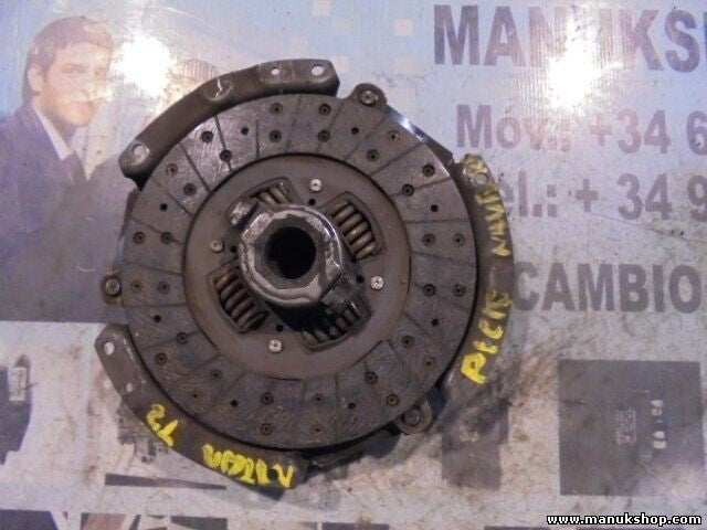 Plato de presión del embrague Disco de embrague Nissan Navara 35BEJ 3021058G05