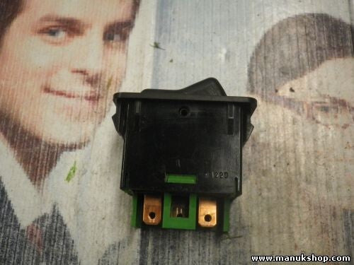 Interruptor Luneta Trasera Desempañador Mitsubishi Montero Pajero II 2 V20 91220