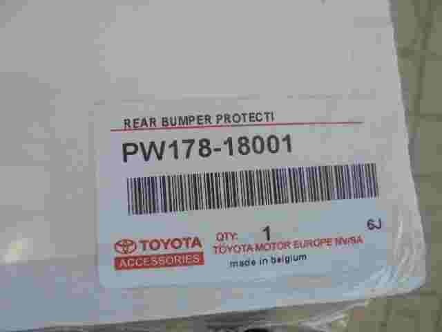 Tira de parachoques trasero Toyota GT86 2016 PW17818001 PW178-18001 PW178 18001