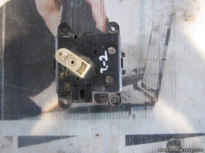 Calefacción actuador Nissan Terrano Ford Maverick II 3J30030820 3J300 30820