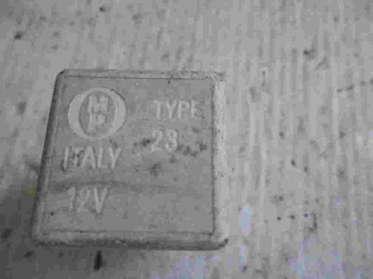 Relé Alfa Romeo Fiat 12V TYPE 23